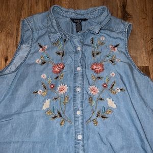Terre Bleue lyocell denim embroidered floral dress size medium